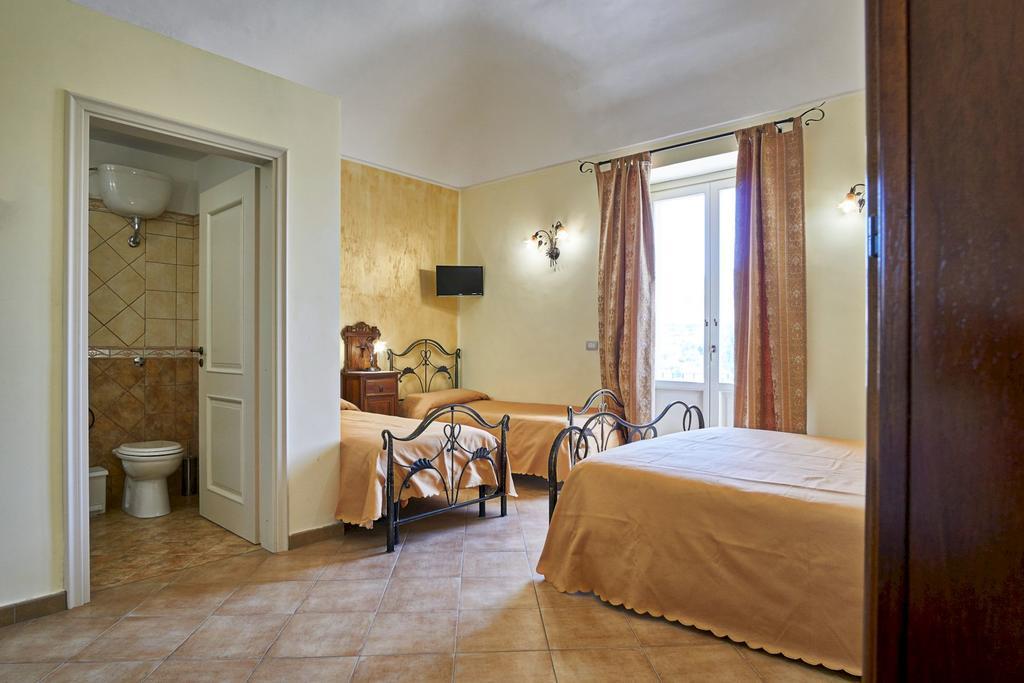 Agriturismo Conte Ruggero Villa Centuripe ภายนอก รูปภาพ